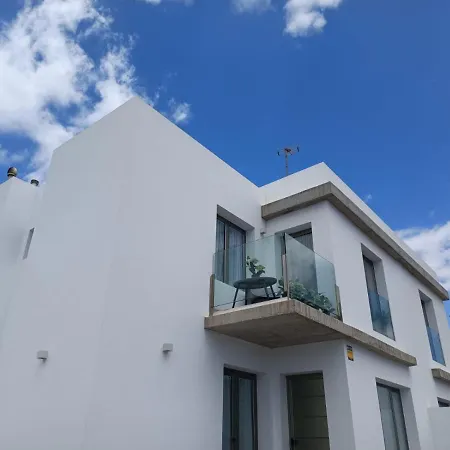 Exclusive House * Арресифе